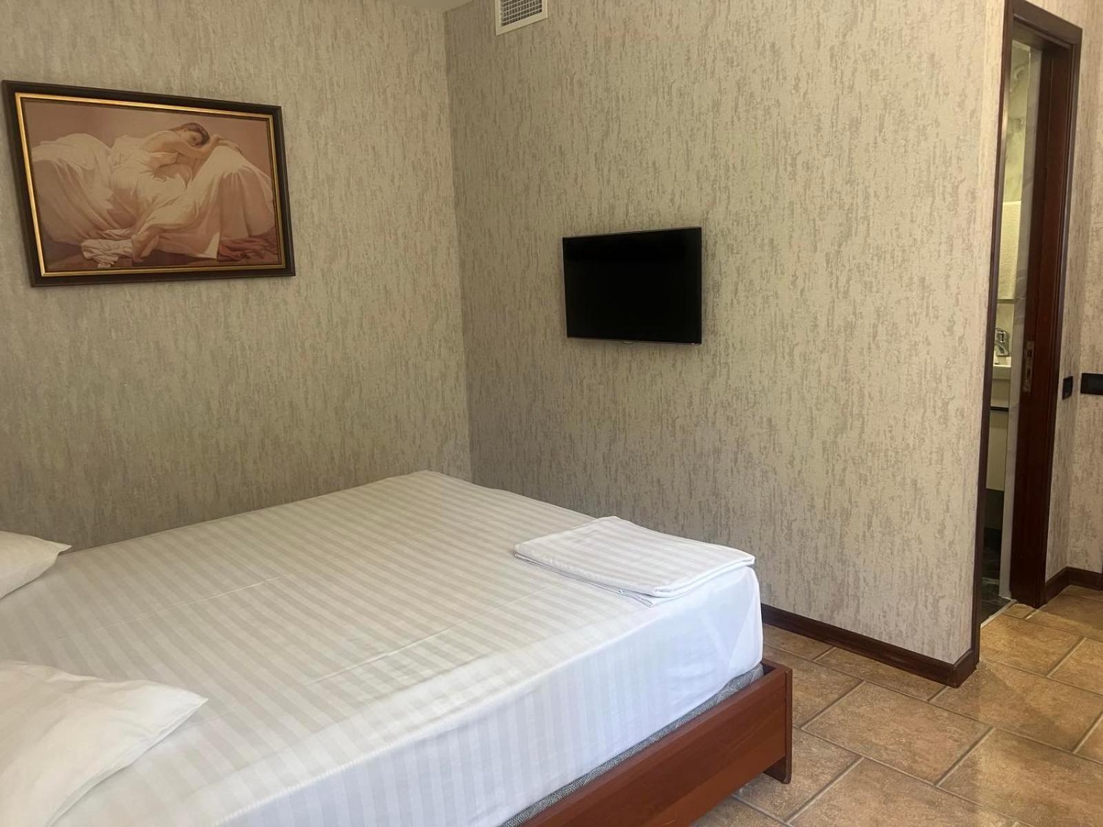 Park Avenue Hotel Erywań Zewnętrze zdjęcie