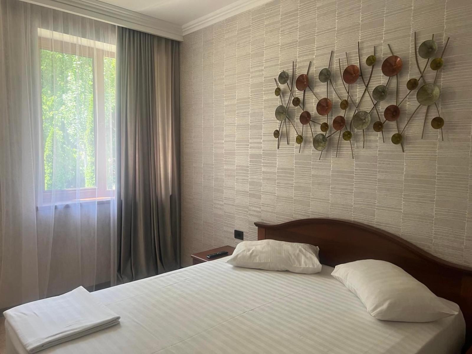 Park Avenue Hotel Erywań Zewnętrze zdjęcie