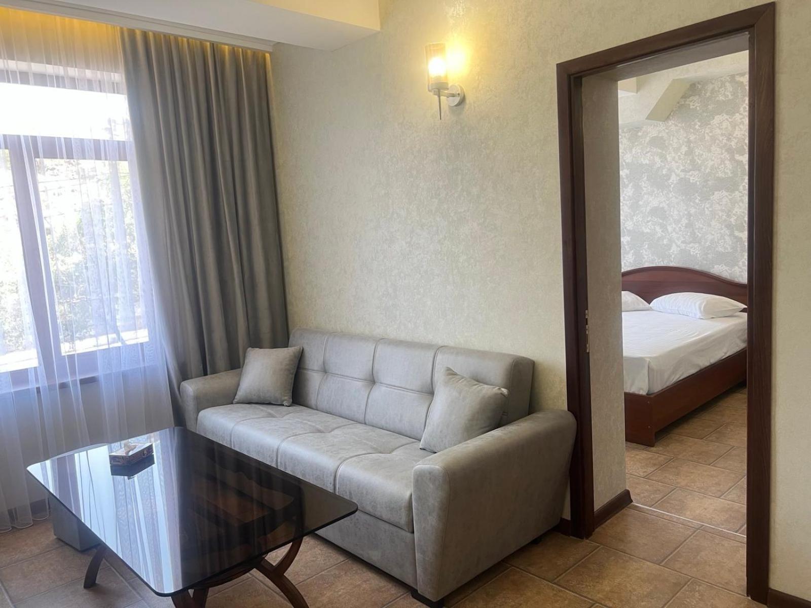 Park Avenue Hotel Erywań Zewnętrze zdjęcie