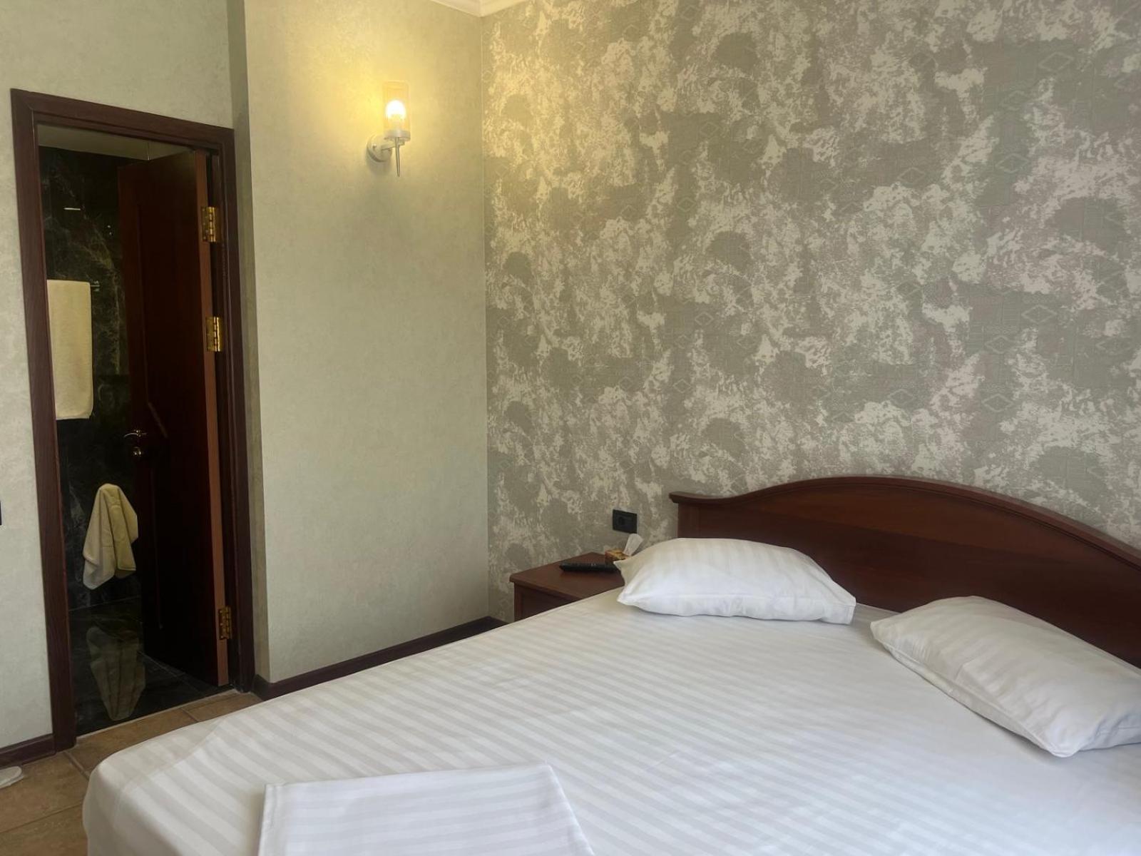 Park Avenue Hotel Erywań Zewnętrze zdjęcie