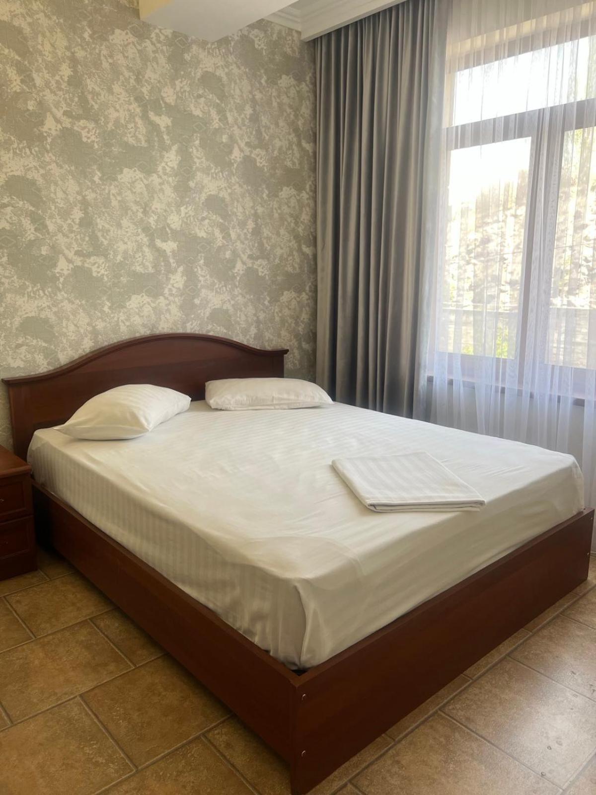 Park Avenue Hotel Erywań Zewnętrze zdjęcie
