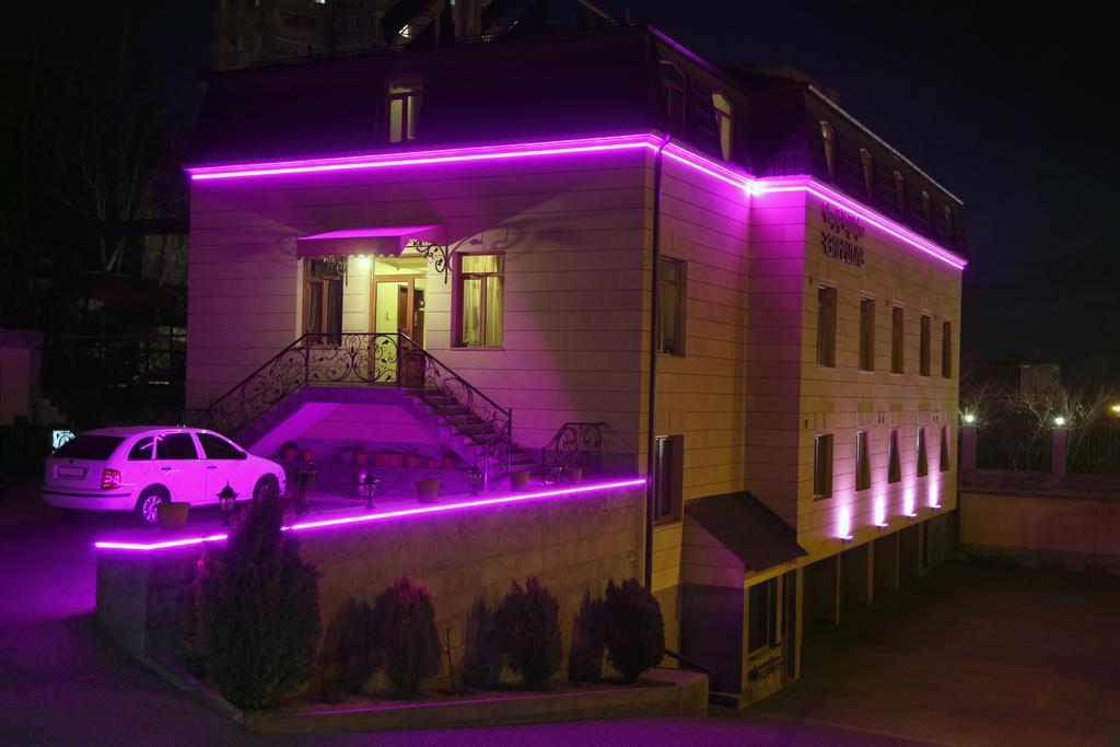 Park Avenue Hotel Erywań Zewnętrze zdjęcie