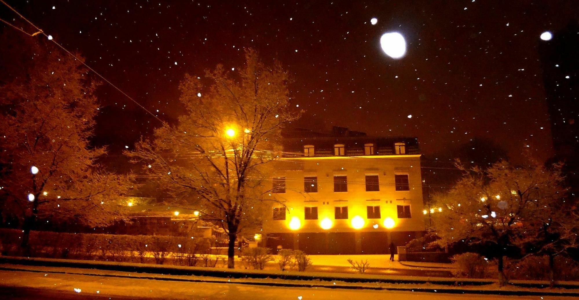 Park Avenue Hotel Erywań Zewnętrze zdjęcie